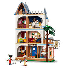 LEGO Friends - Castle Bed and Breakfast 42638